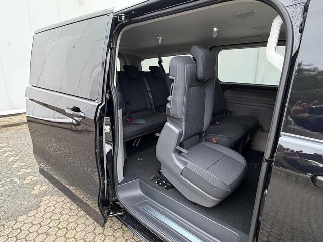 Ford TRANSIT CUSTOM 340 2.5 PHEV L2H1 Limited (9-persoons) | UIT VOORRAAD LEVERBAAR | 9-Persoons | Elek. Inklapbare Trekhaak | Dubbele zijschuifdeur |