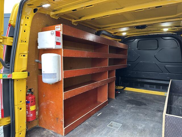 Ford TRANSIT CUSTOM 2.0 TDCI / L2H1 / 1e EIG. / ZEER NETJES / 2.800 KG TREKKEN / CRUISE / TREKHAAK / AIRCO / STOELVERW.