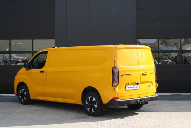Ford TRANSIT CUSTOM E-Transit 340 L2H1 Trend 65 kWh 136pk - Trekhaak - Camera - LED - Carplay - Grootlicht Assist - Rijklaar