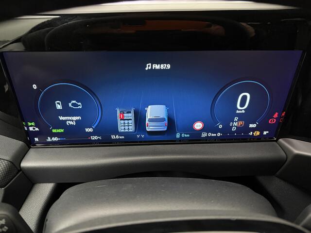 Ford TRANSIT CUSTOM 2.5 PHEV Automaat Lang Limited Kombi | 9-Persoons Prijs incl BPM en excl btw | Navigatie | Camera | Airco | Privacy Glass | Trekhaak