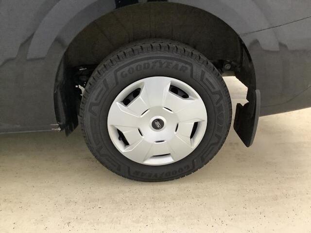 Ford TRANSIT CUSTOM 320 2.0 TDCI L1H1 Trend 136pk | Adaptieve Cruise | SYNC 4 Navigatie | Stoelverwarming | LED Koplampen | Verlengde fabrieksgarantie tot 09-2028