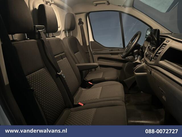 Ford TRANSIT CUSTOM 2.0 TDCI 131pk L2H1 Euro6 Airco | LED | Apple Carplay | Cruisecontrol | 2800kg Trekhaak | Stoelverwarming Parkeersensoren, Verwarmde voorruit, Bijrijdersbank