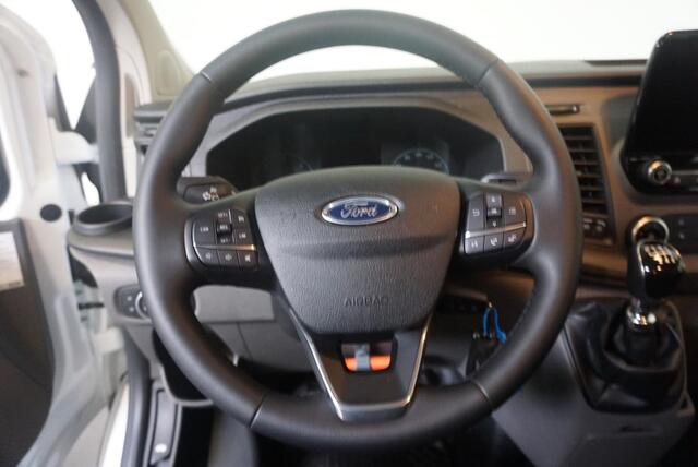 Ford TRANSIT CUSTOM 300 2.0 TDCI L2H1 Trend Dubbele Cabine Airco| Bluetooth| Navi| Trekhaak|