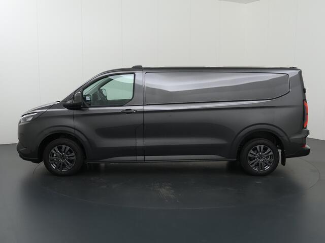 Ford TRANSIT CUSTOM E-Transit 340 | L2 H1 | LIMITED | 65 kWh | 218 PK | 328 KM WLTP | ADAPTIVE CRUISE | LED | STOELVERWARMING | PARKEERPAKKET | NAVIGATIE | 2-ZITS | ELEKTRISCHE TREKHAAK | LAADRUIMTE PAKKET | SNEL LADEN | CARPLAY / ANDROID AUTO | 2300 KG AHW