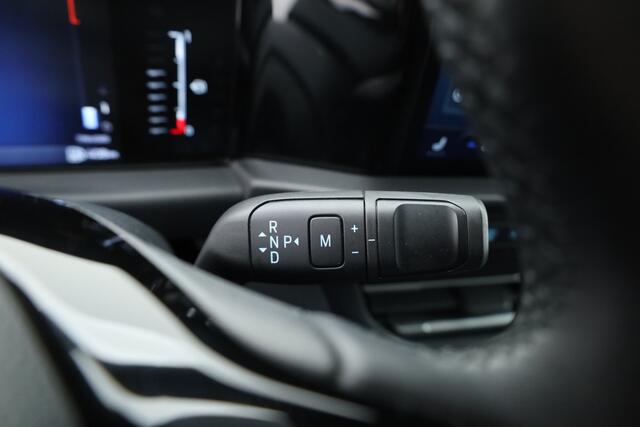 Ford TRANSIT CUSTOM 300 2.0 TDCI-170pk L2H1 Limited | Automaat Navi | Camera | Trekhaak