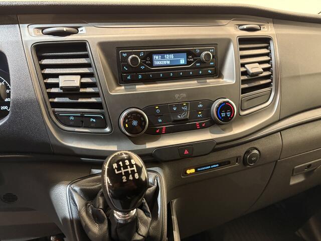 Ford TRANSIT CUSTOM 340 2.0 TDCI L2H1 Trend 130 PK / Euro 6 / Airco / Cruise Control / Trekhaak / Imperiaal