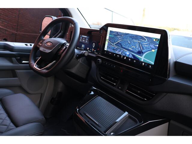 Ford TRANSIT CUSTOM 320 2.0 TDCI 170 PK L2H1 Limited DC | Dubbel Cabine | 360 Camera | ACC | Blind Spot | Navigatie | Camera | CarPlay | Lane Assist | | Stoelverwarming | Trekhaak | Spoilerkit | Dubbel Cabine | 5-Zitter | Verlengde fabrieksgarantie tot december 2029