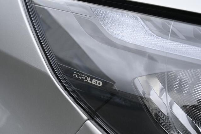 Ford TRANSIT CUSTOM 320L 2.0 TDCI L2H1 Limited Driver assist pack, 17 inch velgen, Draadloos laden, Etc.