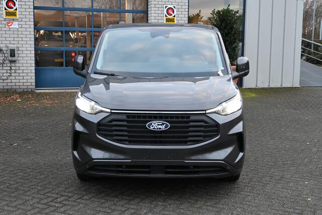 Ford TRANSIT CUSTOM 320L 2.0 TDCI L2H1 Limited Driver assist pack, 17 inch velgen, Draadloos laden, Etc.