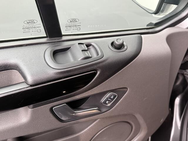 Ford TRANSIT CUSTOM 2.0TDI 130PK Lang Dubbele Cabine Limited | 2xSchuifdeur | 6-Persoons | Airco | Cruise | Dakdraagsysteem
