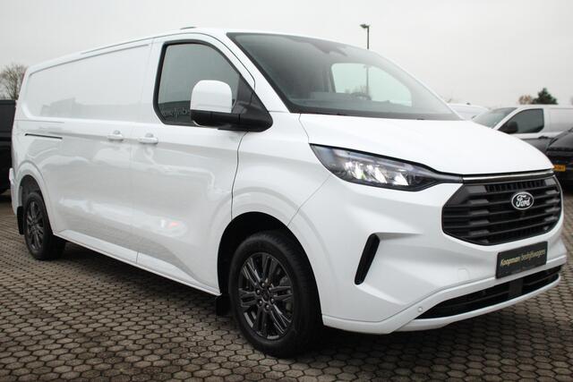 Ford TRANSIT CUSTOM E-Transit 340 L2H1 Limited 71 kWh 218pk Automaat | L + R Zijdeur | Trekgewicht 2300kg | LED | Carplay | Keyless | Camera | Cruise | Stoel+Stuurvwer. | Lease 735,- p/m