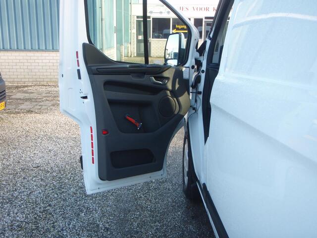 Ford TRANSIT CUSTOM L2H2 Trend zeer nette auto 87280 km bj 19