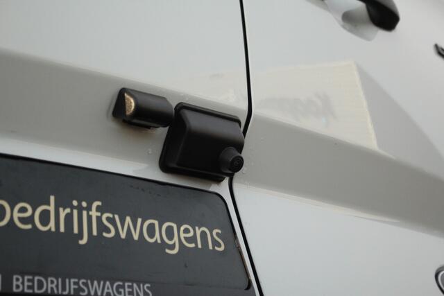 Ford TRANSIT CUSTOM 320 2.0TDCI 136pk L2H1 Trend | Adapt. cruise | LED | Sync 4 13" | Keyless | Camera | Driver assist pack | Lease 537,- p/m