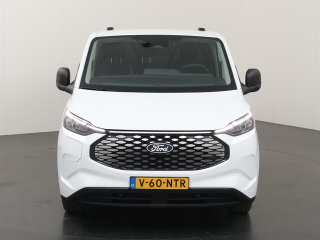 Ford TRANSIT CUSTOM E-Transit 320 | L1 H1 | TREND | 65 kWh | 328 KM RANGE | CLIMATE CONTROL | CARPLAY / ANDROID AUTO | STOELVERWARMING | SPIEGEL VERWARMING | ACHTERUITRIJCAMERA | VOORRUITVERWARMING | LAADRUIMTE PAKKET | VOORBEREIDING 2300 KG TREKHAAK