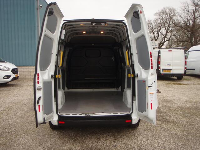 Ford TRANSIT CUSTOM 320 L2H2 Trend nette auto 126969 km bj 19