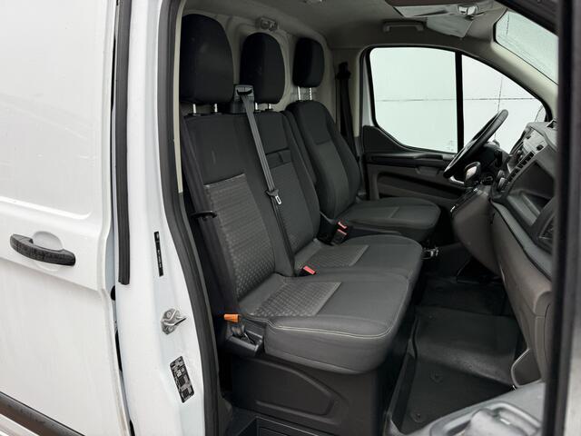 Ford TRANSIT CUSTOM 2.0 TDCI 130PK Automaat L1H1 Airco Cruise Control Led Parkeersensoren Voor en Achter