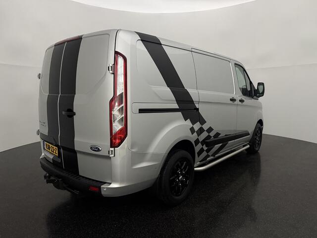 Ford TRANSIT CUSTOM 280 2.0 TDCI L1H1 Limited met o.a. Apple Carplay/Android auto, Cruise Control, Navigatiesysteem, 16 Inch lichtmetalen velgen en een Trekhaak