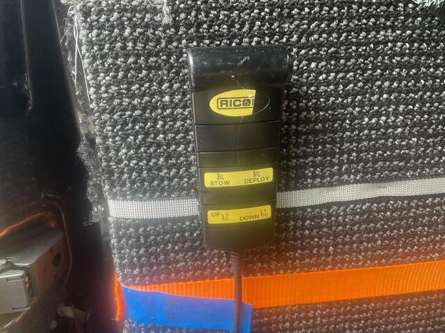 Ford TRANSIT CUSTOM 320 2.0 TDCI L2H1 Limited DC ROLSTOELLIFT OMBOUW | Marge auto | Stoelverwarming