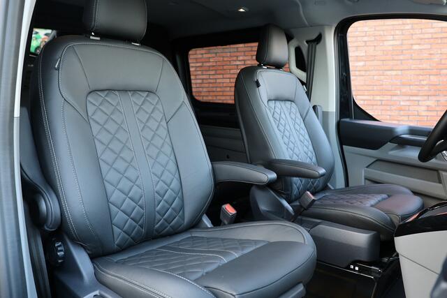 Ford TRANSIT CUSTOM 320 2.0 TDCI 170 PK L2H1 Limited DC | Dubbel Cabine | 360 Camera | Middenconsole | ACC | Blind Spot | Navigatie | Camera | CarPlay | Lane Assist | Elek. Trekhaak | 5-Zitter | BPM VRIJ