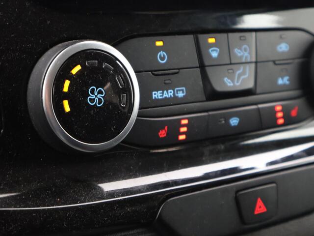 Ford TRANSIT CUSTOM 2.0 TDCI 130 PK AUT. L2H1 DUBBEL CABINE LIMITED | 2 SCHUIFDEUREN | TREKHAAK | CAMERA | STOELVERW. |