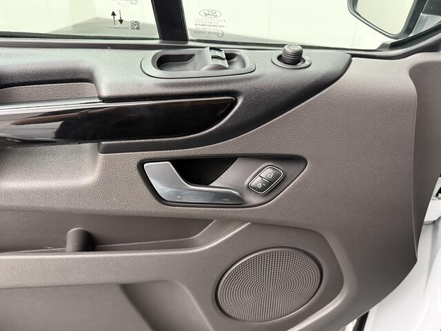 Ford TRANSIT CUSTOM 2.0TDCi 170PK Lang Limited | Achterdeuren | Multimedia | 3-Zits | Camera | Trekhaak