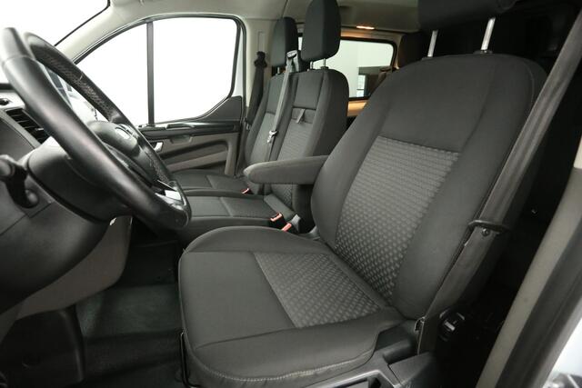 Ford TRANSIT CUSTOM 2.0 TDCI L2H1 Limited | MARGE | 2800KG Trekgew. | Trekhaak | DC | 6-Zits | Airco | Camera | Cruise | Carplay | Parkeersens.