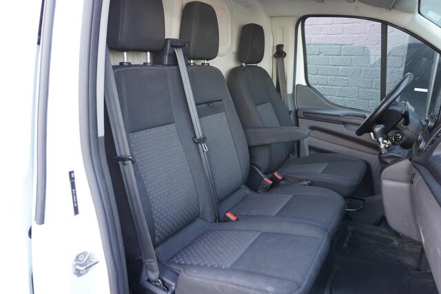 Ford TRANSIT CUSTOM 2.0 TDCI 130PK L2H2 - EURO 6 - Airco - Cruise - Camera - ¤15.900,- Excl.