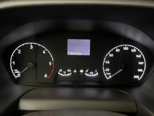 Ford TRANSIT CUSTOM 2.0TDCi 130PK Lang | Kastinrichting | 2800Kg Trekhaak | Multimedia | Airco | Cruise | 3-Zits