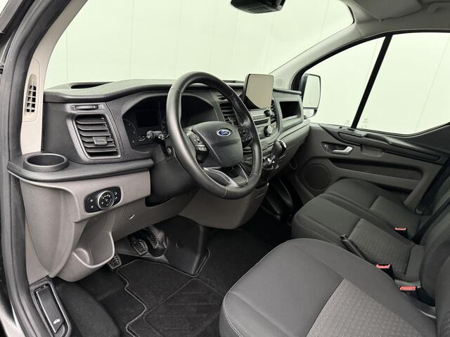 Ford TRANSIT CUSTOM 2.0TDCi 130PK Lang Limited | Euro 6 | Multimedia | Trekhaak 2800Kg | Camera | Airco | Cruise | 3-Zits