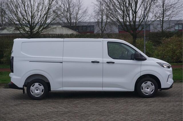 Ford TRANSIT CUSTOM 300L 150PK Trend BPM VRIJ!! Navi, Camera, Adap. Cruise, LED!! NR. 467
