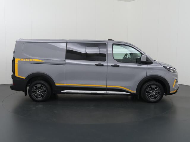 Ford TRANSIT CUSTOM 320 | 2.0 TDCI | L2 H1 | TRAIL | DUBBEL CABINE | LEDEREN BEKLEDING | DUBBELE ZIJSCHUIFDEUREN | PARKEERCAMERA | DODEHOEK DETECTIE | ADAPTIEVE CRUISE | APPLE CARPLAY / ANDROID AUTO | STOELVERWARMING | STUURWIELVERWARMING