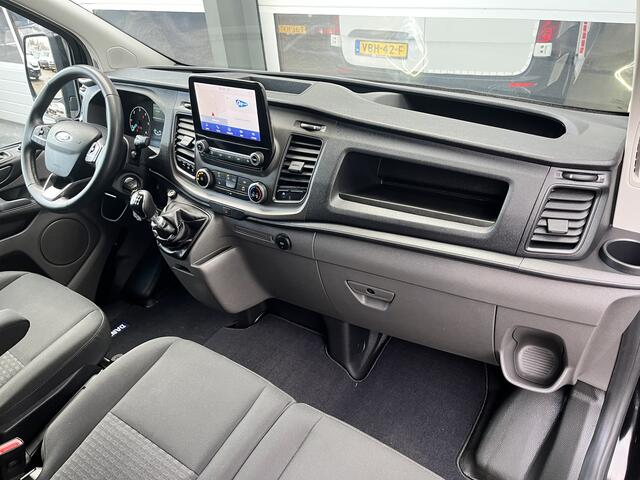 Ford TRANSIT CUSTOM 300 2.0 TDCI L2H1 Dubbele schuifdeur Airco Cruise control 3-Persoons Telefoonverbinding Navigatiesysteem Achterruitrij camera Parkeersensoren voor en achter Schuifdeur Euro 6