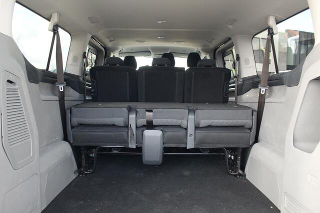 Ford TRANSIT CUSTOM 2.5 PHEV 233pk L2H1 Kombi Limited | 9-Persoons | Incl BPM | Stuur + Stoelverwarming | Keyless | Lease 824,- p/m