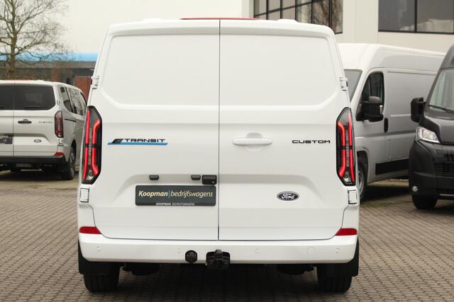 Ford TRANSIT CUSTOM E-Transit 320 L2H1 Limited | 65kWh | 160kW/218pk | Trekhaak 2300kg | Pro-Power | Camera | Carplay/Android | Cruise | Lease 717,- p/m
