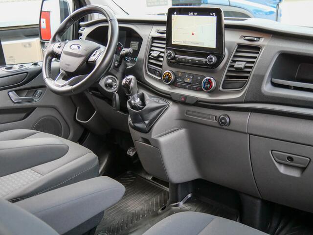 Ford TRANSIT CUSTOM 300 2.0 TDCI L2H1 Trend Dubbele Cabine | TREKHAAK | NAVIGATIE | CRUISE CONTROL |