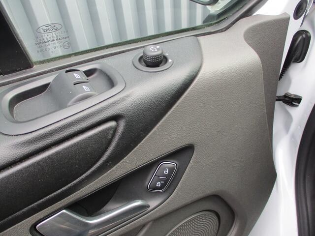 Ford TRANSIT CUSTOM 2.0 TDCI L2 Trend Airco Personenbus 9 persoons