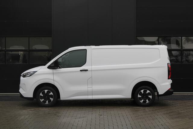 Ford TRANSIT CUSTOM E-Transit 320 L1H1 Trend 65 kWh - Camera - Stoelverwarming - Carplay/Android - Rijklaar