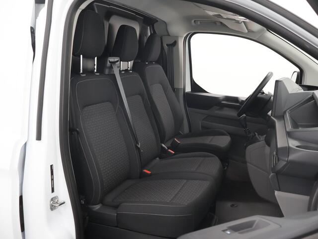 Ford TRANSIT CUSTOM 300 | 2.0 TDCI | L1 H1 | TREND | AIRCO | CRUISE CONTROL | CAMERA | CARPLAY EN ANDROID AUTO | 3-ZITS | VOORRUITVERWARMING | 2740 AHW TREKHAAK MOGELIJK | LED | CLIMATE CONTROL