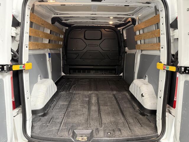 Ford TRANSIT CUSTOM 280 2.0 TDCI L1H1 Trend Automaat Navigatie DAB Parkeersensoren Airco Camera Carplay Trekhaak