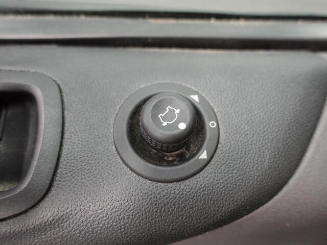 Ford TRANSIT CUSTOM 300 2.0 TDCI L2H1 Trend Automaat Airco Navigatie Cruisecontrol Camera Parkeersensoren