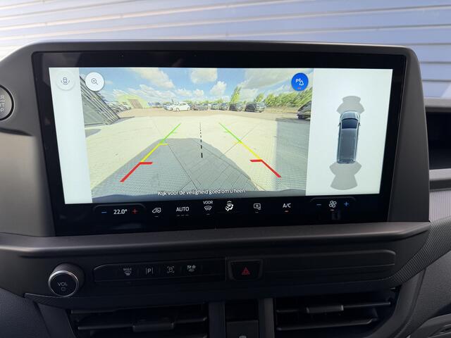 Ford TRANSIT CUSTOM 320 2.0 TDCI L2H1 Trend DC 6-pers / Camera / Apple Carplay