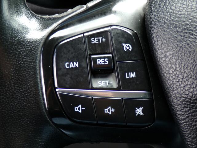 Ford TRANSIT CUSTOM 280 2.0 TDCI L1H1 Trend, Trekhaak /Sensoren V + A / Bluetooth / Imperiaal / Betonplex vloer / Airco