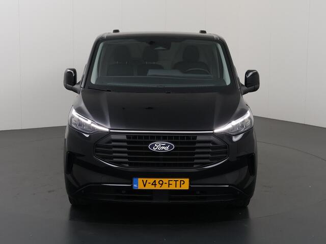 Ford TRANSIT CUSTOM 320 | 2.0 TDCI | L2 H1 | Limited |