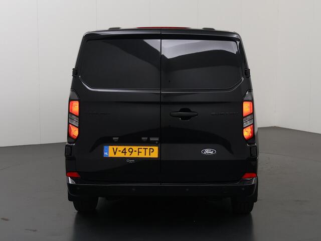 Ford TRANSIT CUSTOM 320 | 2.0 TDCI | L2 H1 | Limited |