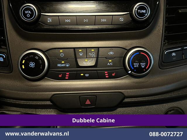 Ford TRANSIT CUSTOM 2.0 TDCI 131pk L2H1 Dubbele Cabine Euro6 Airco | 5-Zits | Camera | Apple Carplay | LED | 2800kg Trekhaak Android Auto, Cruisecontrol, Parkeersensoren, Stoelverwarming, Verwarmde voorruit, Dakdragers