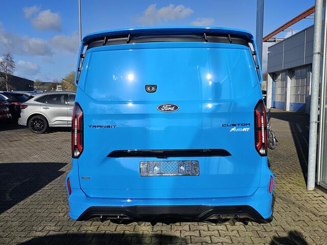 Ford TRANSIT CUSTOM 320 2.5 PHEV L1H1 MS-RT DC Trekhaak! | Dubbele Cabine | Dubbele zijschuifdeur | Keyless entry | Lederen sportstoelen | Elektrische zijschuifdeur | Virtual cockpit | Fabrieksgarantie tm. 16-04-2029