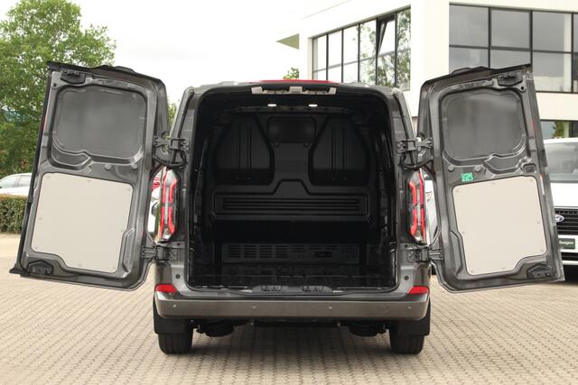 Ford TRANSIT CUSTOM E-Transit 320 L1H1 Limited | 71kWh | 160kW/218pk | Trekgewicht 2300kg | Camera | Carplay/Android | Cruise | Lease 717,- p/m