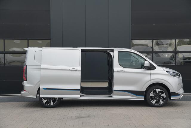 Ford TRANSIT CUSTOM E-Transit 340 L2H1 Sport 71 kWh 218pk - ACC - Elek Trekhaak - B&O - Navi - Stoel/Stuurverwarming - 360 Camera - Blindspot - Rijklaar