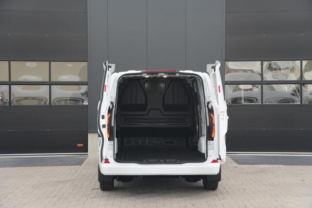 Ford TRANSIT CUSTOM E-Transit 320 L2H1 Limited 71 kWh 218pk - LED - Carplay - Stoelverwarming - Keyless - Cruise - Rijklaar