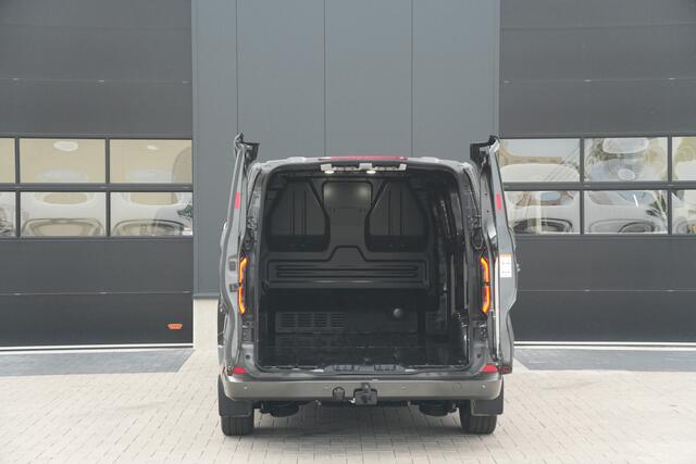 Ford TRANSIT CUSTOM E-Transit 320 L2H1 Limited 71 kWh 218pk - Trekhaak - ACC - B&O - Navi - Stoel/Stuurverwarming - 360 Camera - Blindspot - Rijklaar